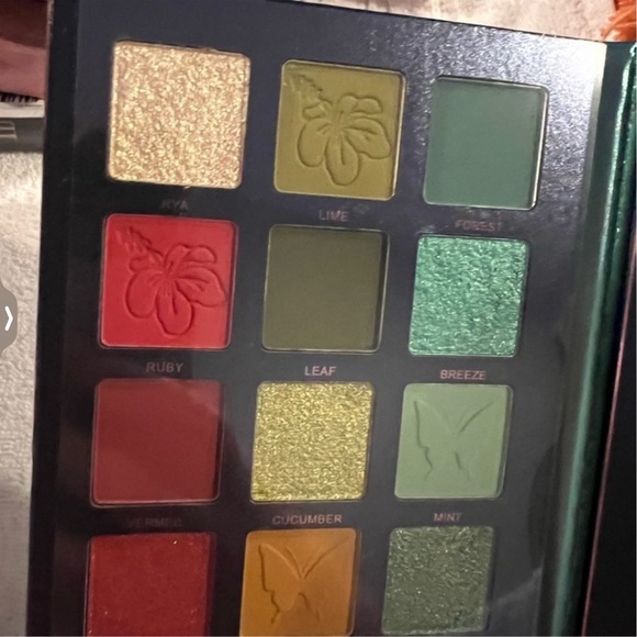 Eyeshadow palette - Picture 6 of 10